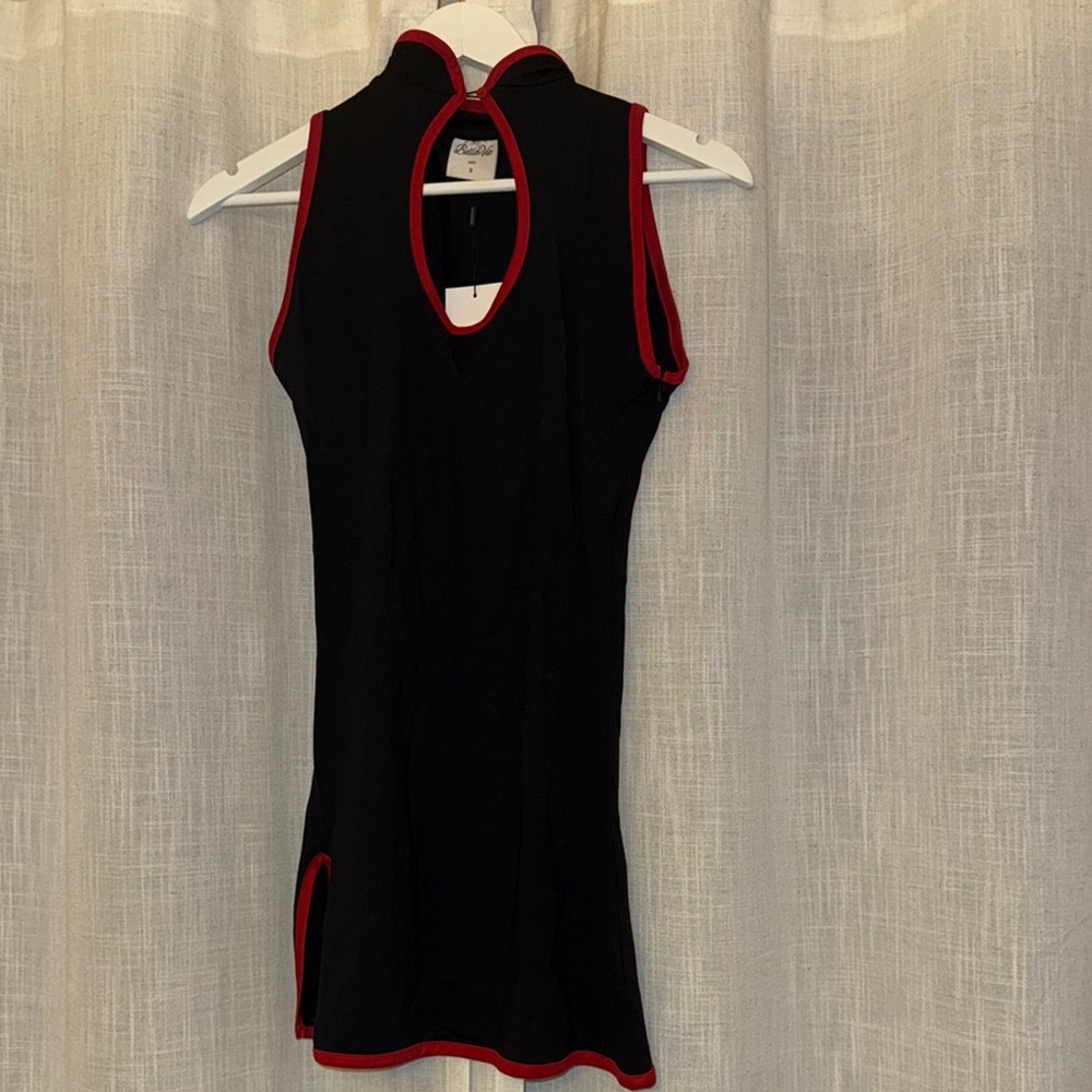 Black and Red Sleeveless Women's Dress